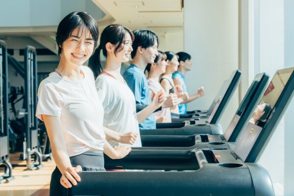 パーソナルジムと24時間ジムはどっちがおすすめ？特徴や違い、選び方